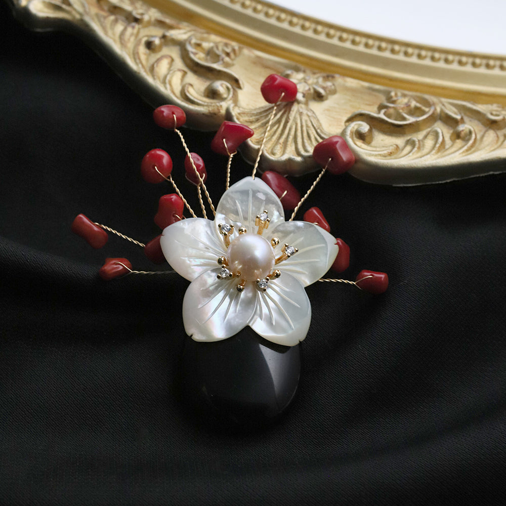 Natural Pearl Black Agate Shell Flower Coral Brooch Korean Women's Luxury Jewelry Fashion Women's and Girls' Gifts