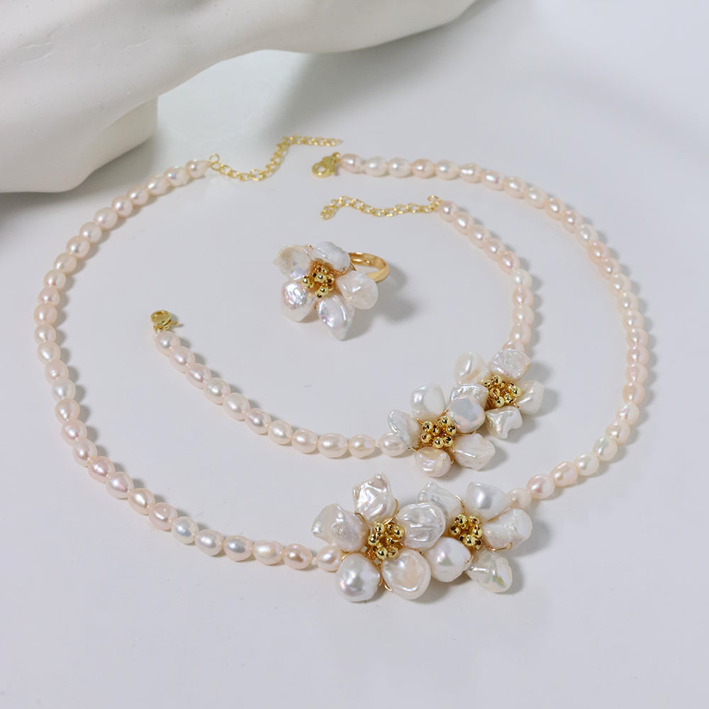 Natural Freshwater Baroque Pearls Necklaces Retro Palace Style Fashion Jewelry Necklaces Gifts for Mom Wife Girlfriend