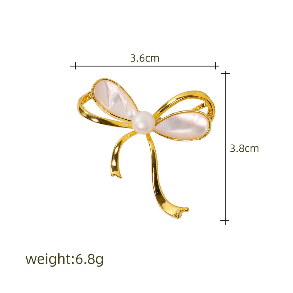 White Shell Bow Natural Freshwater Pearls Brooches Women Fashion Jewelry Brooches Pearl Brooch Madam Gift