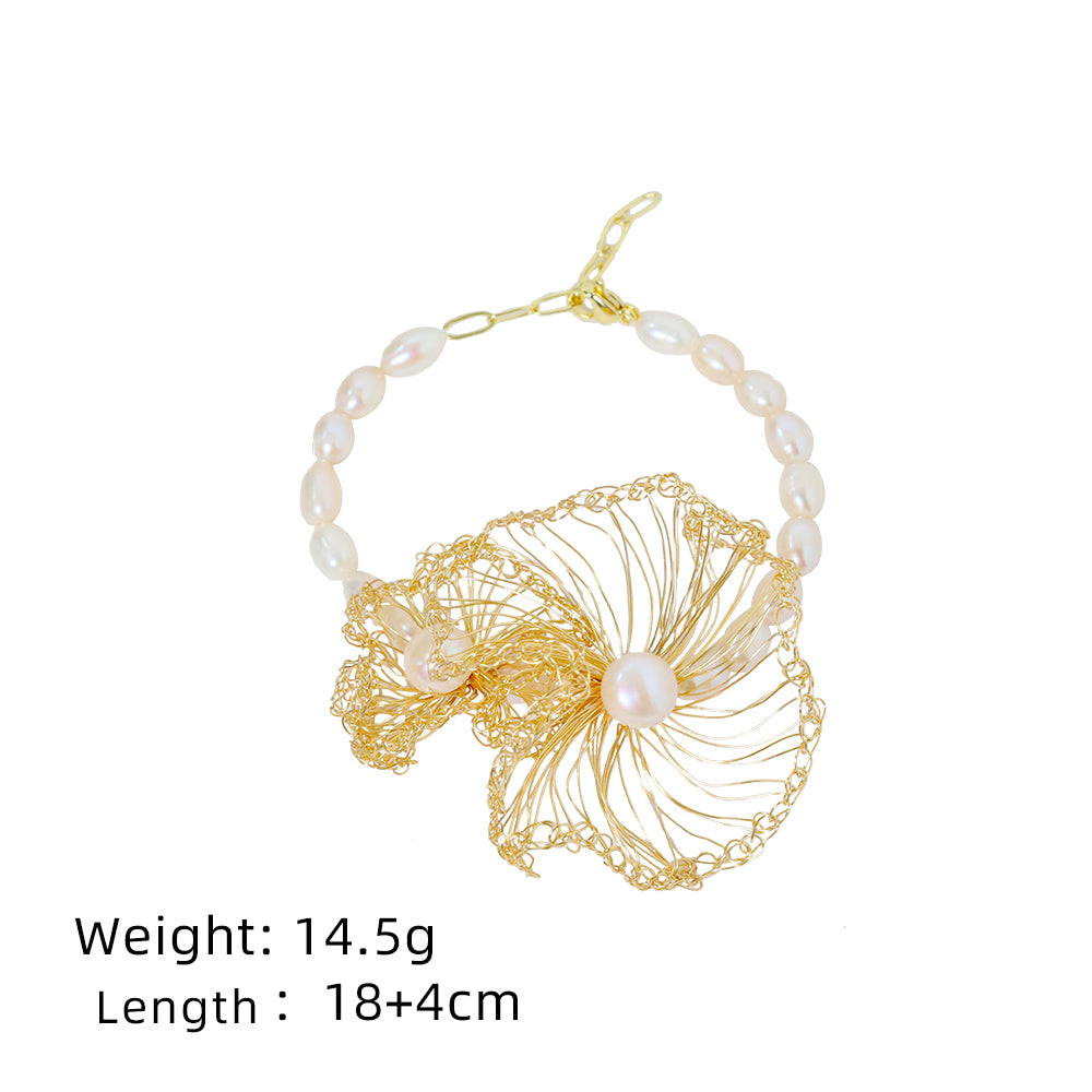 Natural Freshwater Pearl Gold Wire Petal Bead Bracelet Korean Women's Luxury Jewelry Fashion Women's and Girls' Gifts