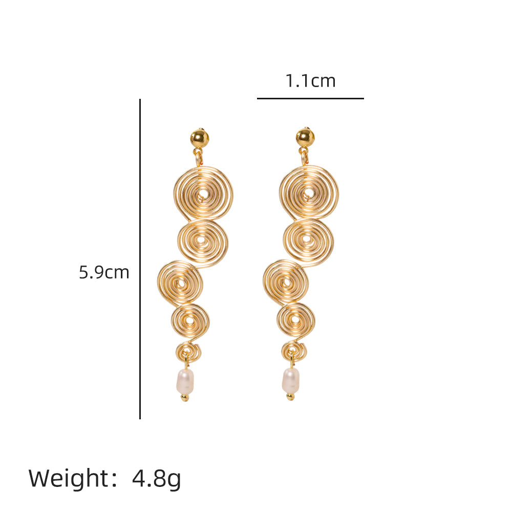 Natural Freshwater Pearl Round Golden Wire Winding Earrings for Women Korean Classic Vintage Fashion Jewelry Stud Earring GE1512