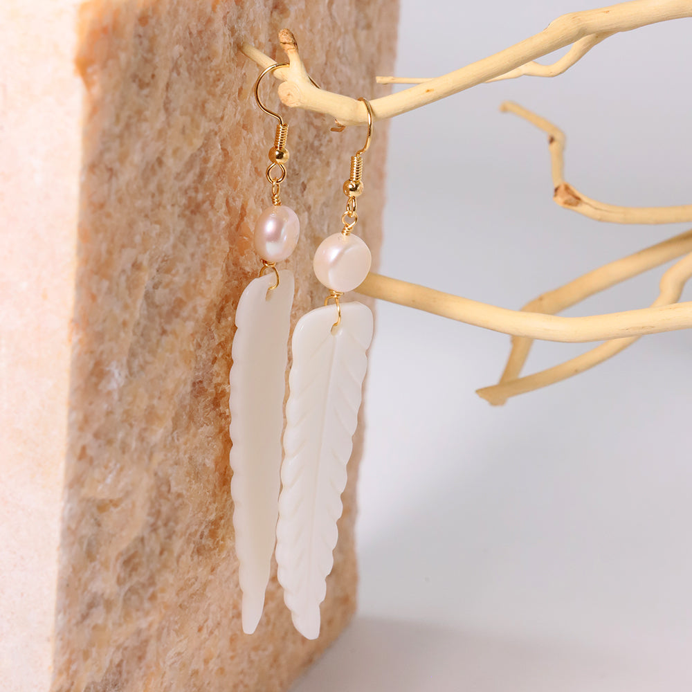 Natural Freshwater Pearl Shell Leaf Earrings Korean Style Women Luxury Jewelry Fashion Ladies and Girls Gift