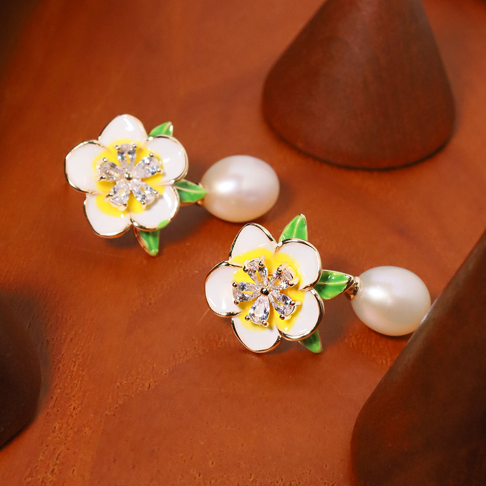 Natural Freshwater Flower Droplet Earrings Korean Style Women Luxury Jewelry Fashion Ladies and Girls Gift