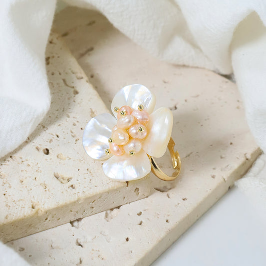 Natural Freshwater Baby Pearl Mother of Pearl Petal Ring Korean Women's Luxury Jewelry Fashion Women's and Girls' Gifts