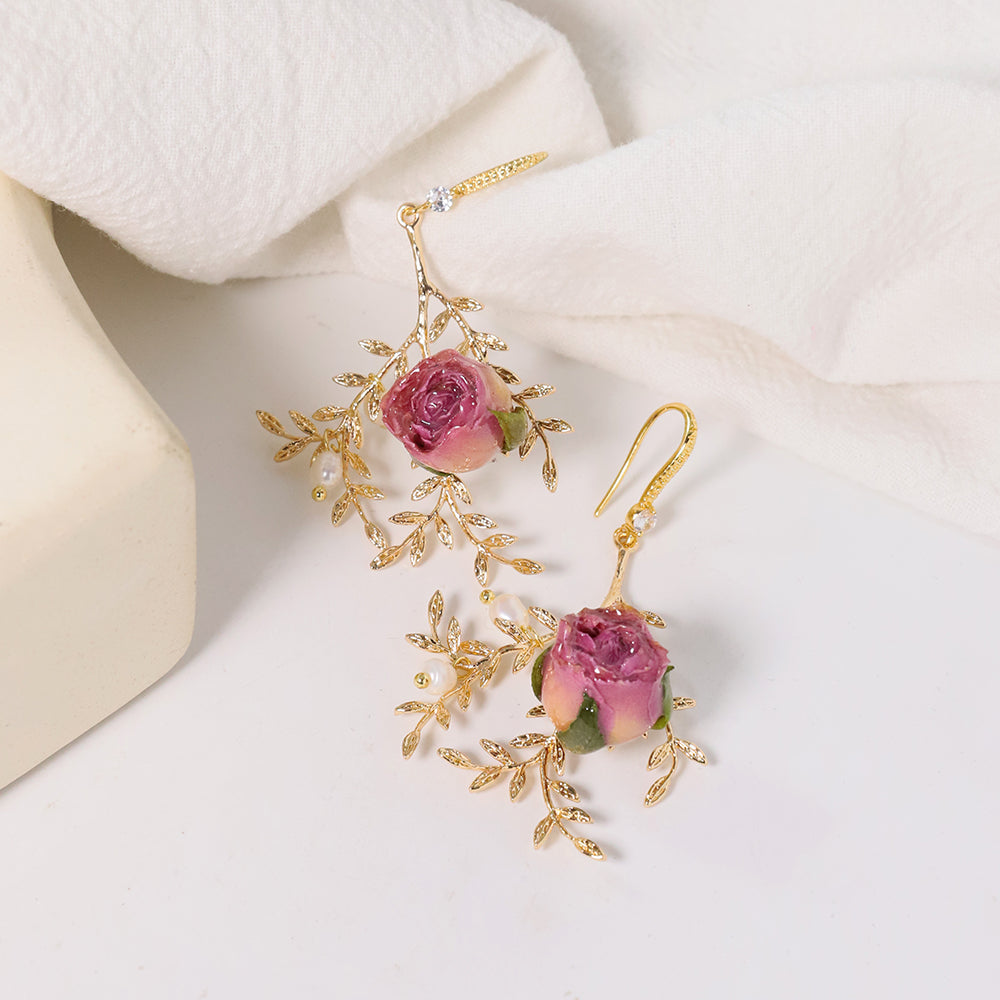 Natural Pearls Bead Dropping Glue Flower Earrings Korean Style Women Luxury Jewelry Fashion Ladies and Girls Gift GE1517