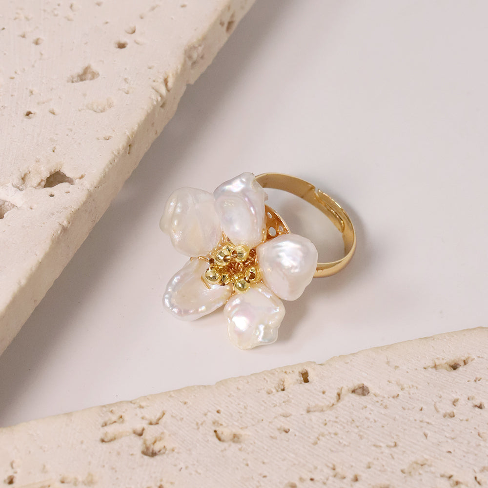 Natural Freshwater Baroque Pearl Flower Ring Brass 18k Gold Plated Women Ring Vintage Elegant Jewelry Wholesale