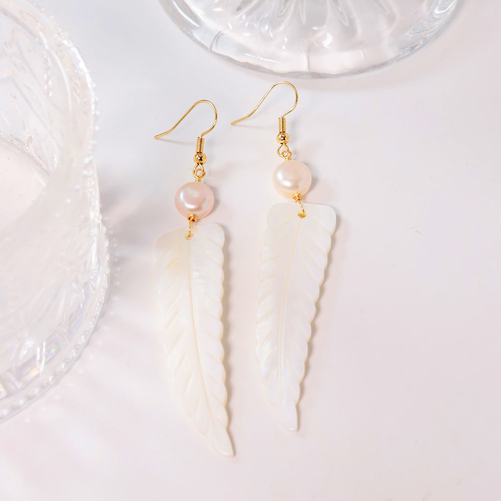 Natural Freshwater Pearl Shell Leaf Earrings Korean Style Women Luxury Jewelry Fashion Ladies and Girls Gift