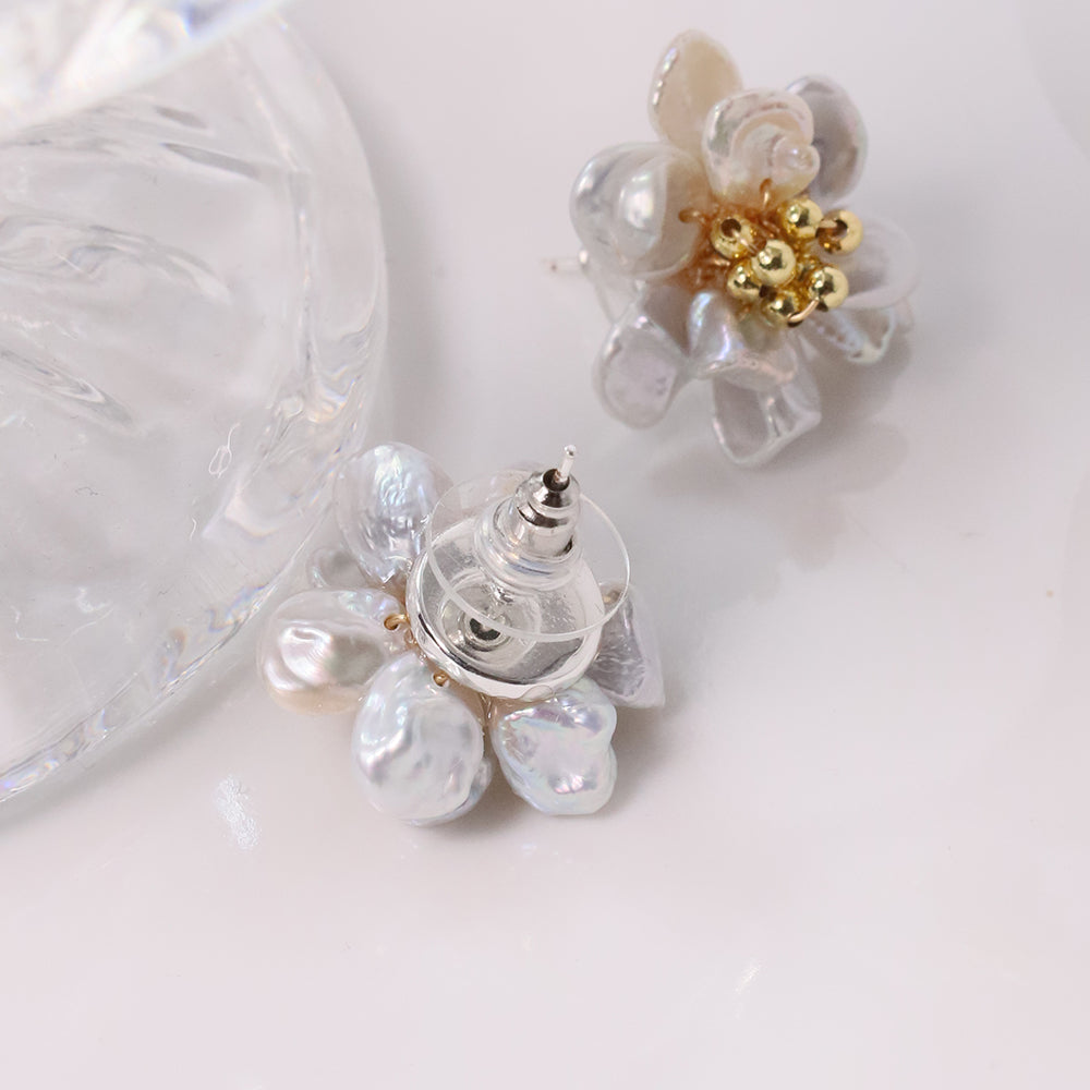 Natural Freshwater Baroque Pearl Flower Earrings Korean Style Women Luxury Jewelry Fashion Ladies and Girls Gift GE1530