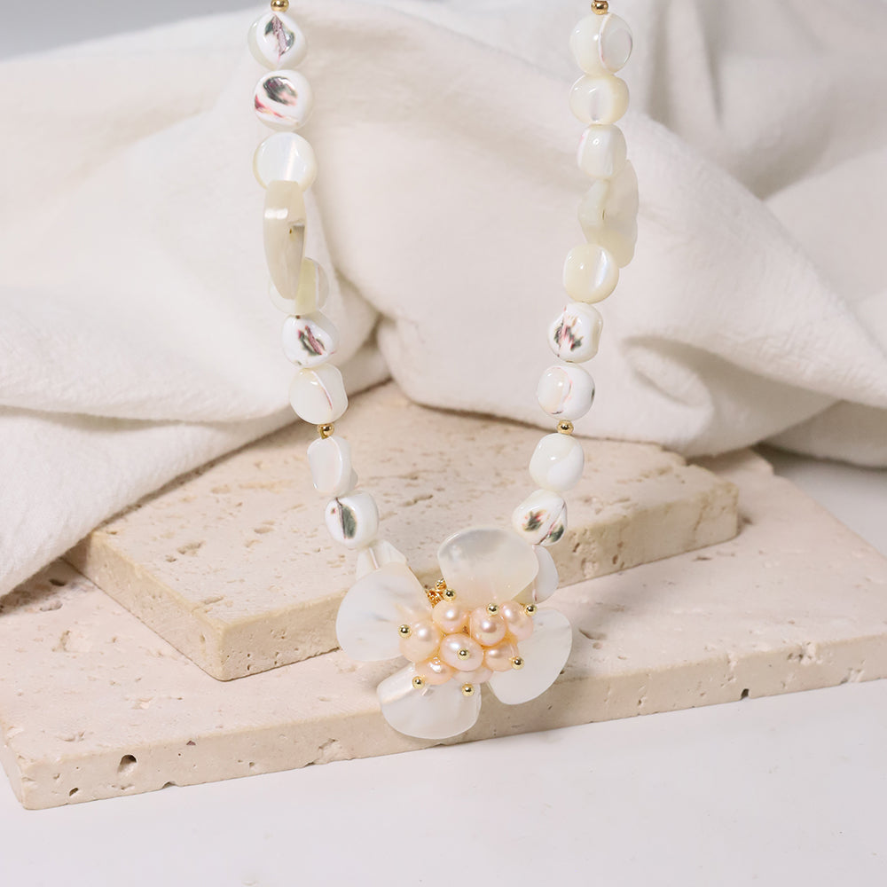 Natural Freshwater Pearl Shell Bead Flower Necklace Korean Women's Luxury Jewelry Fashion Women's and Girls' Gifts