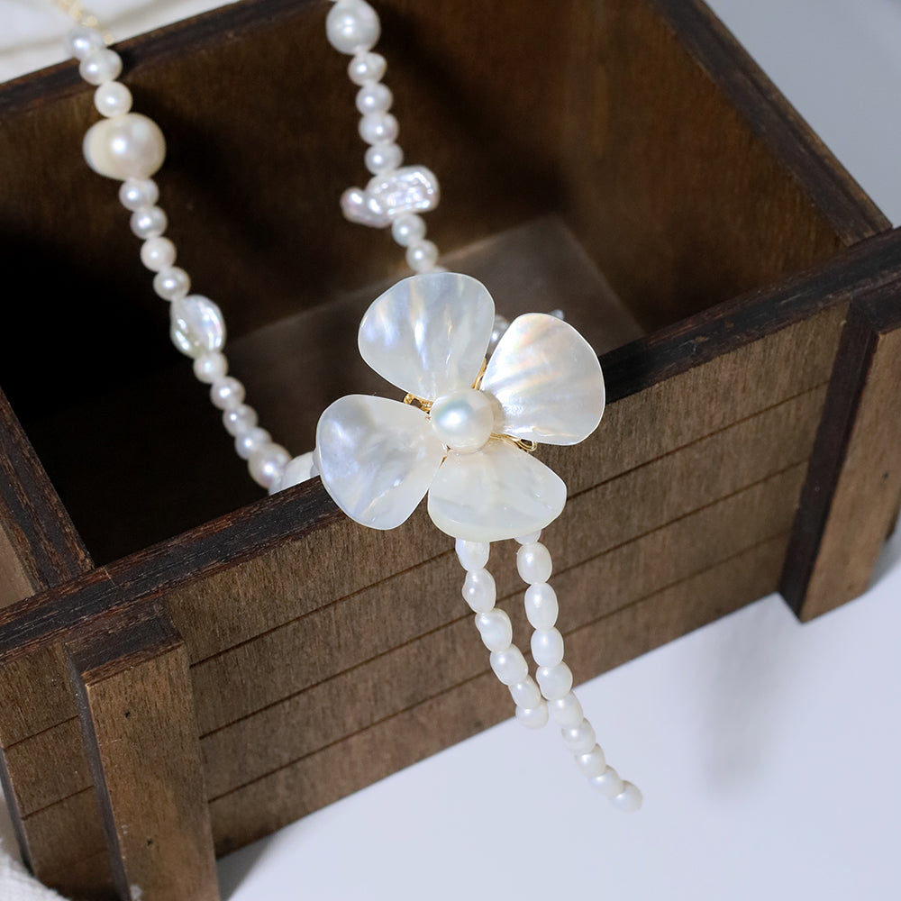 Natural Freshwater Pearl Shell Flower Tassel Necklace Retro Palace Style Jewelry Choker Gifts for Mom Wife Girlfriend