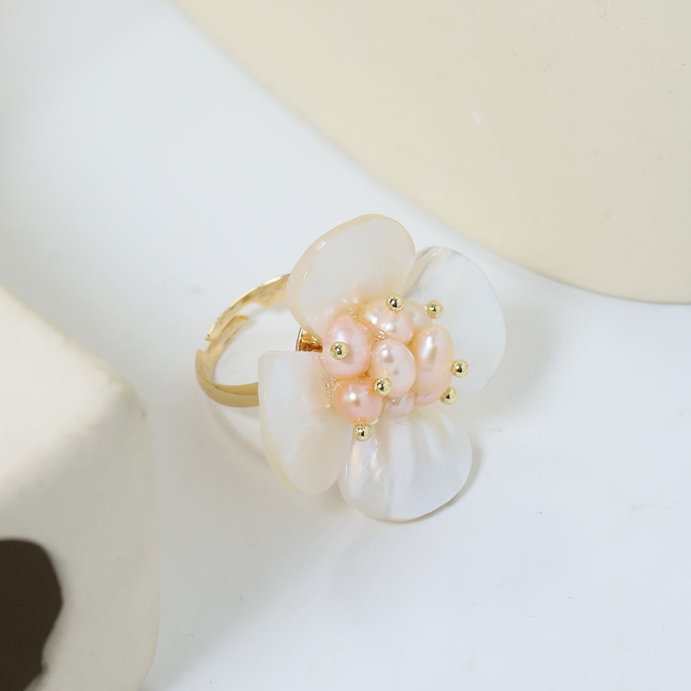 Natural Freshwater Baby Pearl Mother of Pearl Petal Ring Korean Women's Luxury Jewelry Fashion Women's and Girls' Gifts