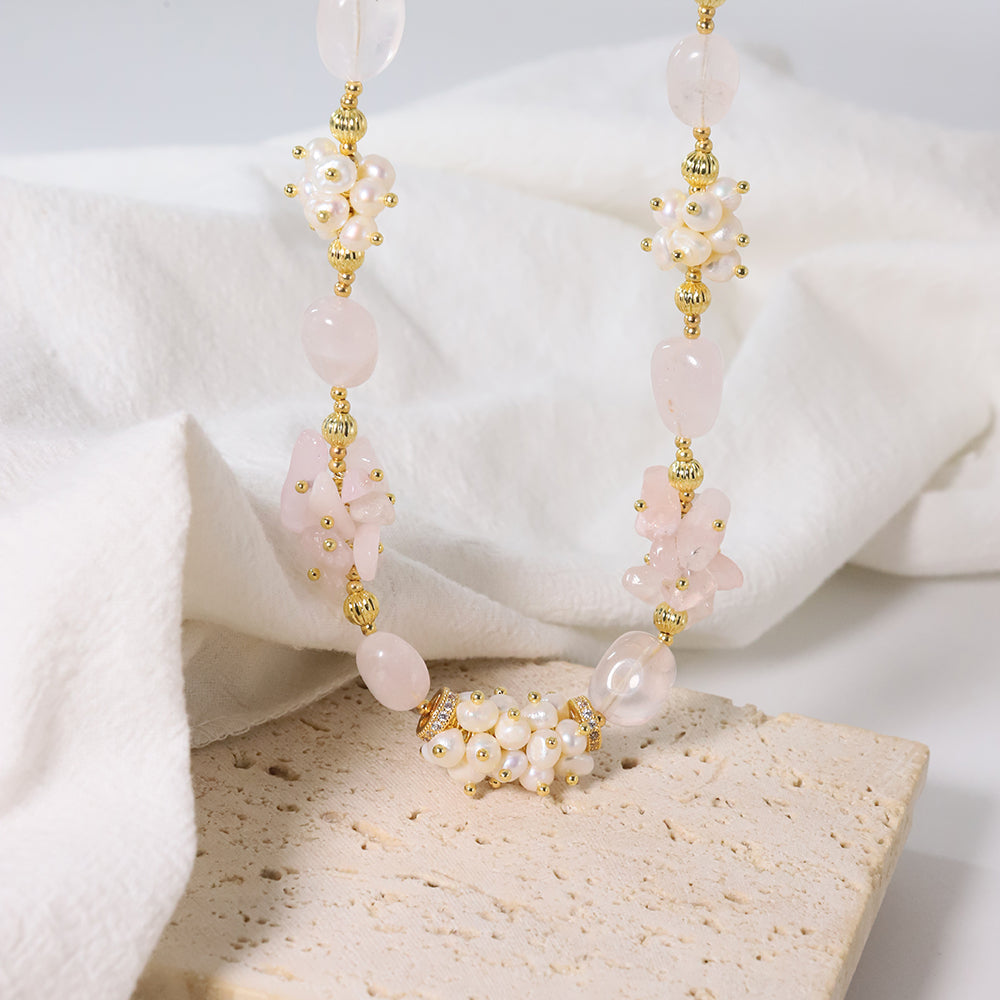 Natural Pink Crystal Pearls Necklaces Retro Palace Style Fashion Jewelry Necklaces Gifts for Mom Wife Girlfriend