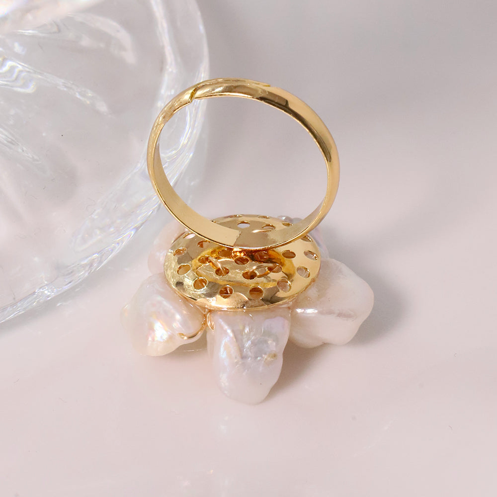 Natural Freshwater Baroque Pearl Flower Ring Brass 18k Gold Plated Women Ring Vintage Elegant Jewelry Wholesale