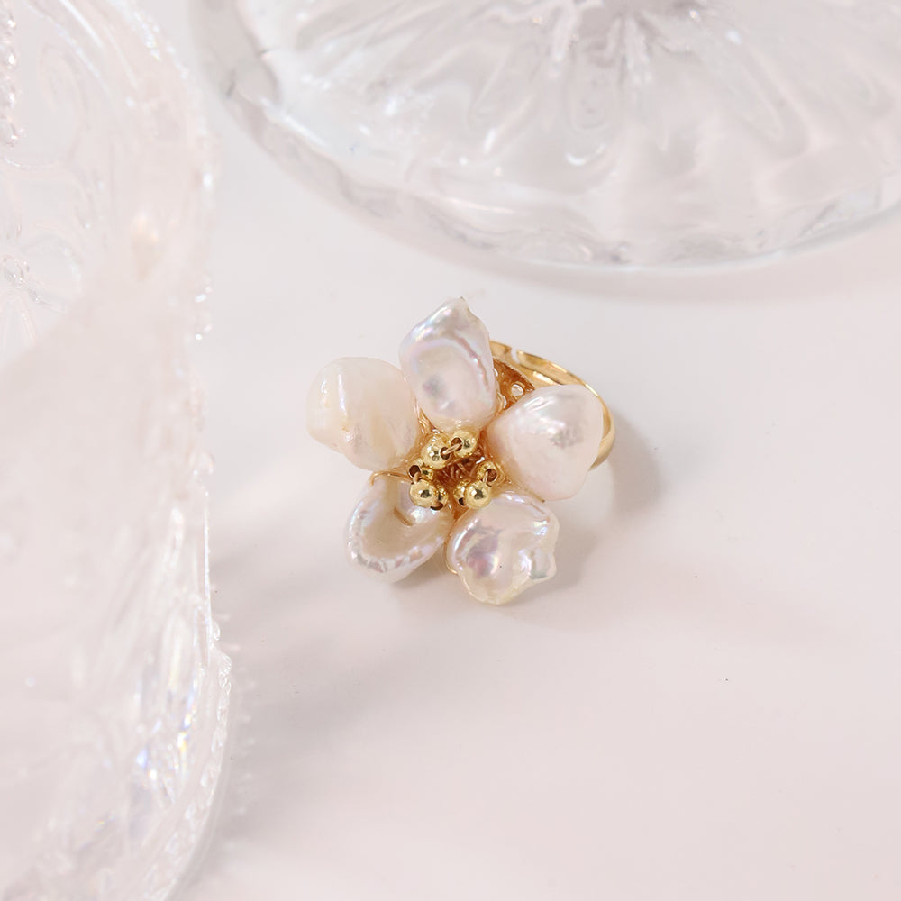 Natural Freshwater Baroque Pearl Flower Ring Brass 18k Gold Plated Women Ring Vintage Elegant Jewelry Wholesale