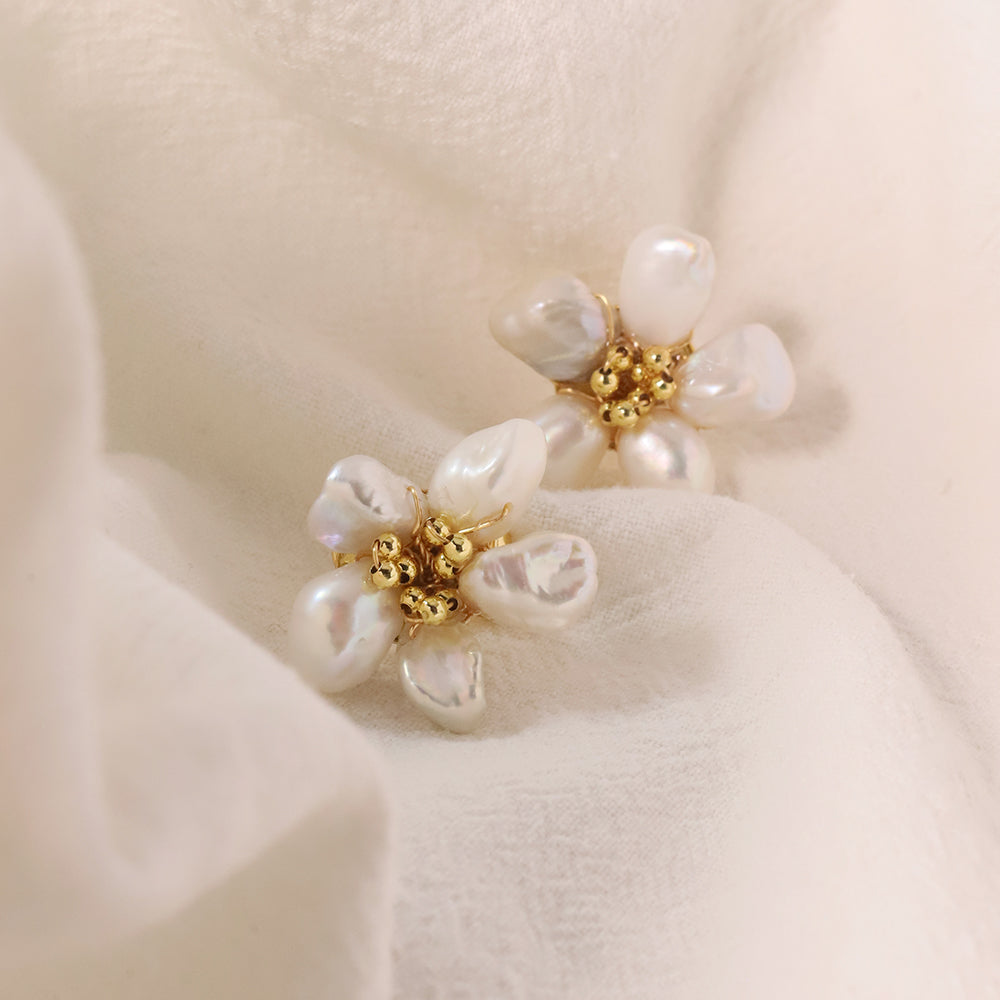 Natural Freshwater Pearl Flower Earrings Baroque Pearls Korean Sweet and Fashionable Earrings Women Gift Luxury Women's Jewelry